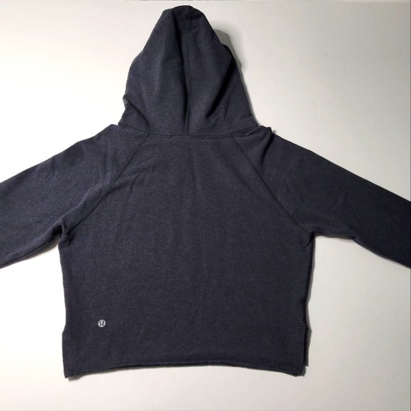lululemon athletica Jackets & Blazers - Lululemon cropped hoodie